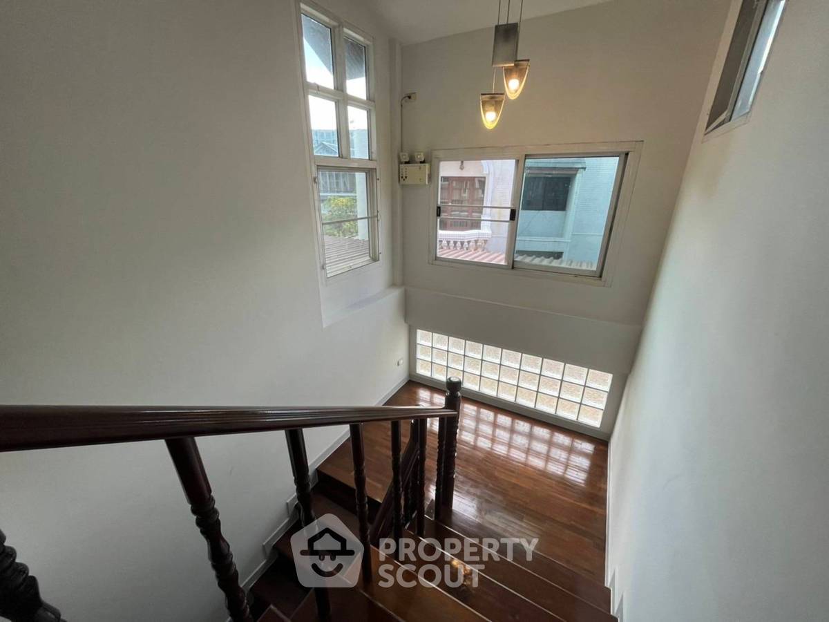 picture 6-BR House near BTS Phra Khanong (ID 946863) - 3/14