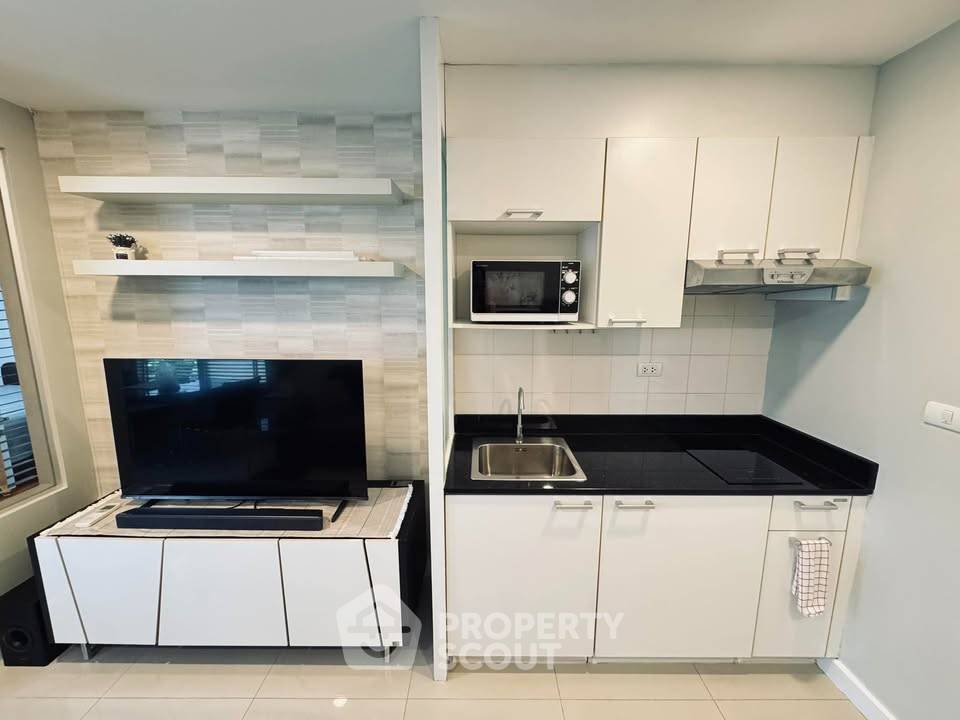 รูป คอนโด 1-ห้องนอน ที่ เดอะ โคลเวอร์ ทองหล่อ เรสซิเดนซ์ ใกล้ BTS ทองหล่อ (ID 2961602) - รูปที่ 2/8