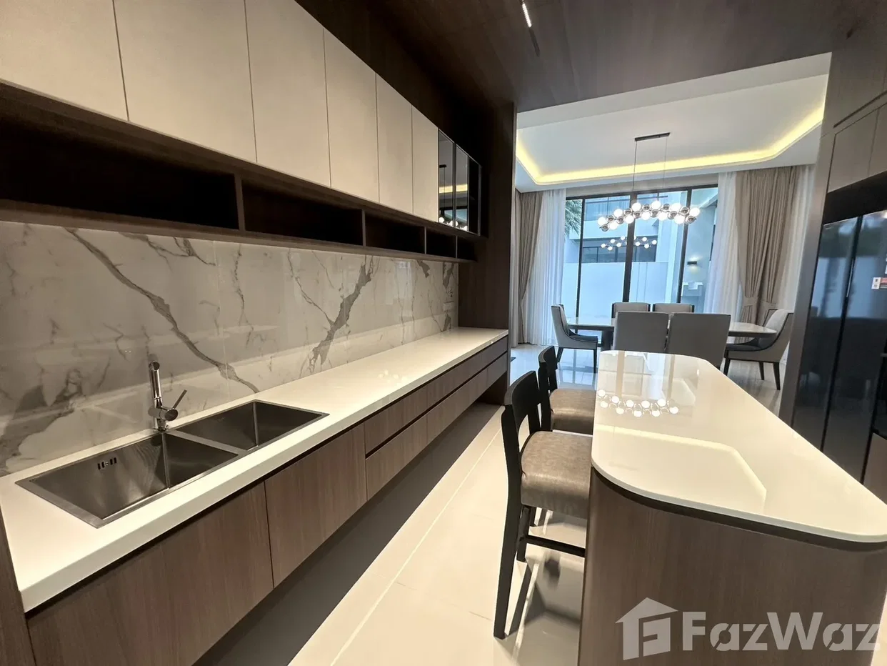 picture Stunning 3 Bedroom Modern Private Pool Villa 6420299 - 27/98