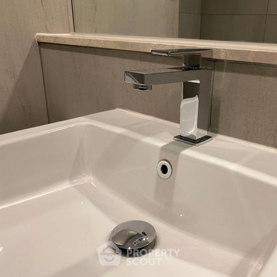 picture 1-BR Condo at The Politan Rive near MRT Phra Nang Klao Bridge (ID 394138) - 6/8