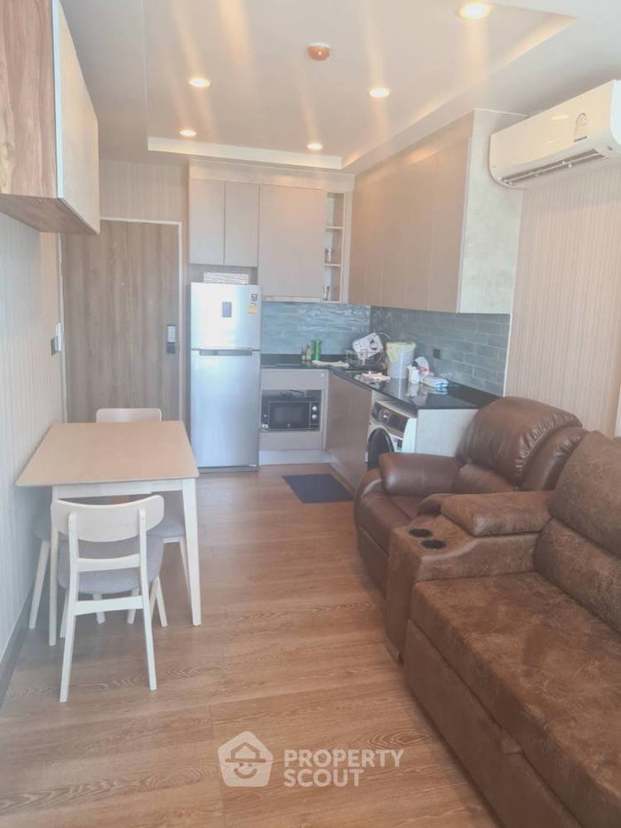 picture 2-BR Condo at The Unique Ekamai-Ramintra in Khlong Chaokhun Sing (ID 404337) - 1/17