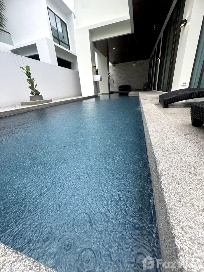 picture Stunning 3 Bedroom Modern Private Pool Villa 6420299 - 42/98