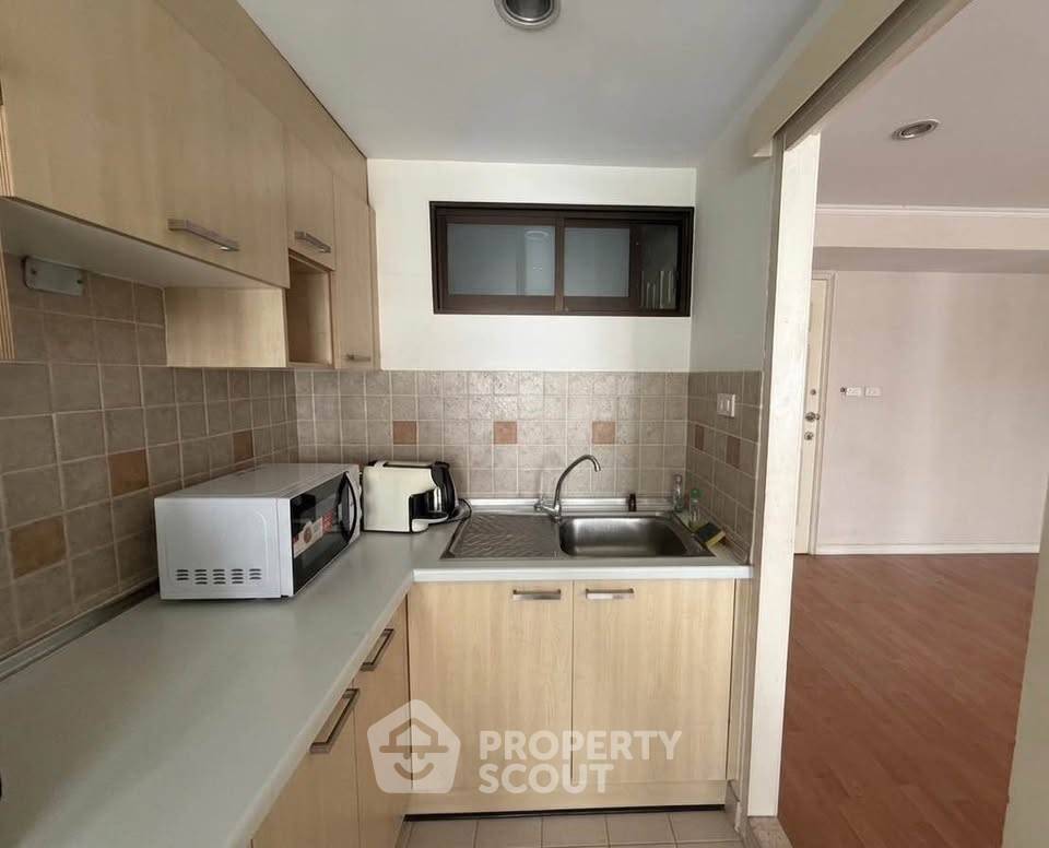 picture 2-BR Condo at Lumpini Ville Phahol-Suthisarn near BTS Saphan Khwai (ID 2959155) - 6/8