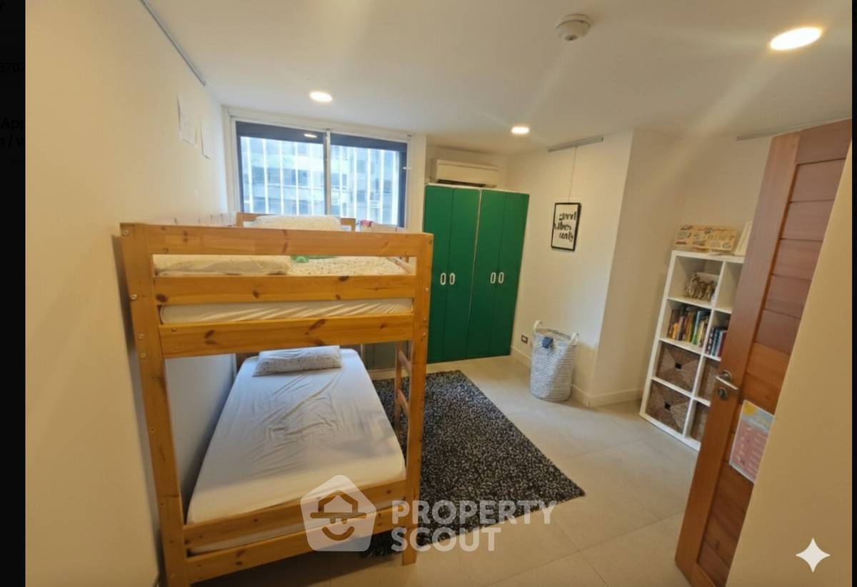 picture 3-BR Condo at Asoke Tower near MRT Phetchaburi (ID 2569857) - 8/15