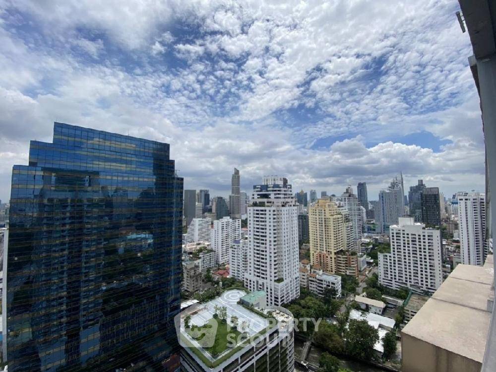 picture 3-BR Condo at Circle Condominium near MRT Phetchaburi (ID 2138651) - 16/17