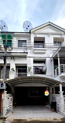 เช่าทาวน์โฮม ฟอร์จูนทาวน์ : 🏡 ให้เช่าทาวน์โฮม 3 ชั้น หมู่บ้านกลางเมือง 2 เหม่งจ๋าย 3 ห้องนอน 4 ห้องน้ำ พร้อมเฟอร์นิเจอร์ครบ บ้านสวย สภาพใหม่ ปรับปรุงและตกแต่งใหม่ทั้งหลัง