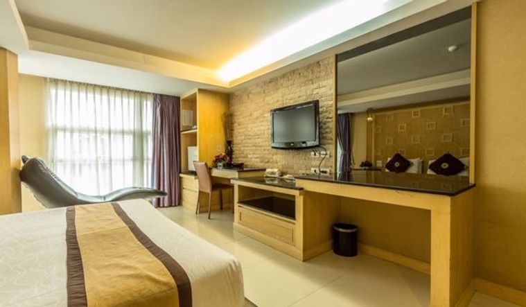 ขายโรงแรม  ทำเลดีอยูในซอยสุขุมวิท  11