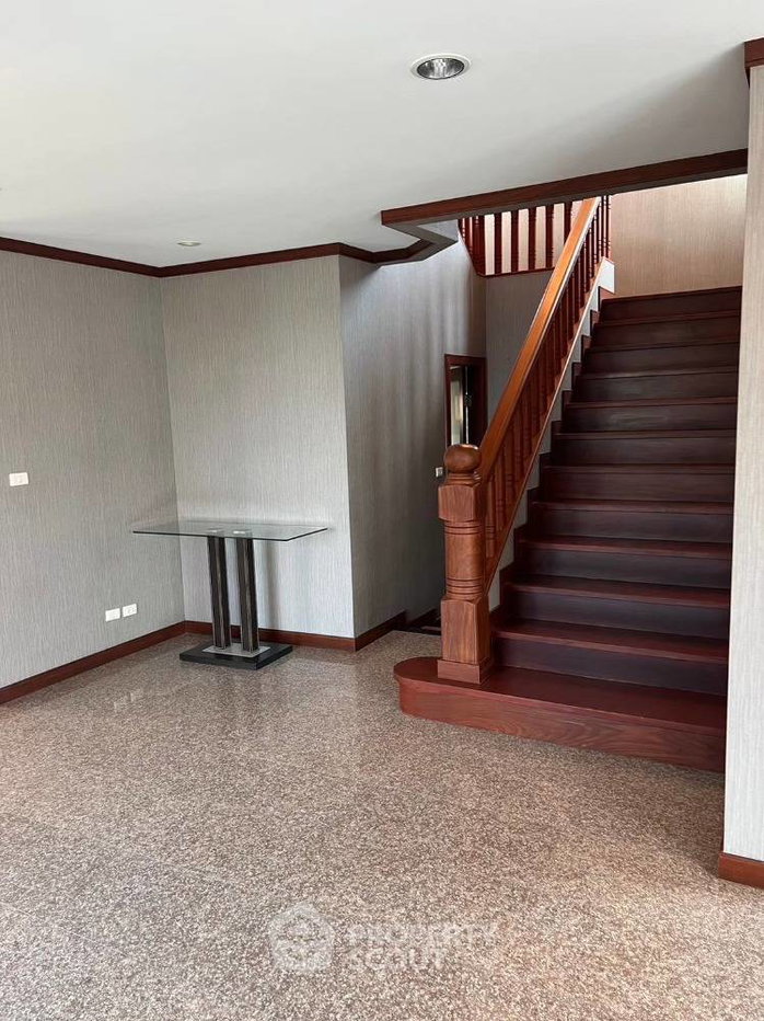รูป บ้าน 3-ห้องนอน ที่ สิรีธร สุวรรณภูมิ ใน ขุมทอง (ID 1882374) - รูปที่ 7/14
