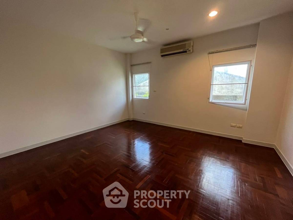 picture 6-BR House near BTS Phra Khanong (ID 946863) - 4/14