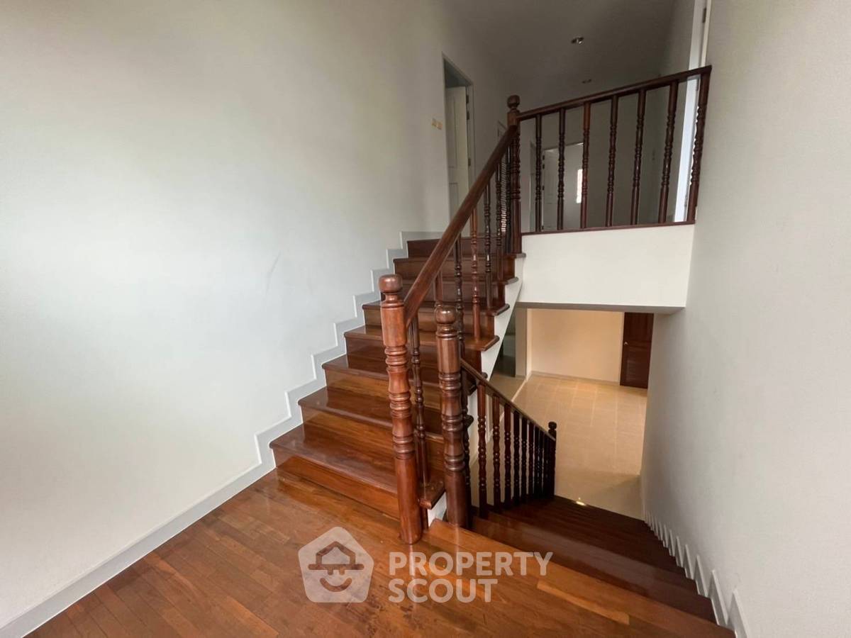 picture 6-BR House near BTS Phra Khanong (ID 946863) - 9/14