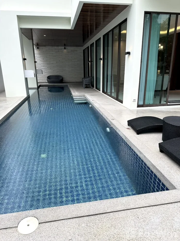 picture Stunning 3 Bedroom Modern Private Pool Villa 6420299 - 92/98