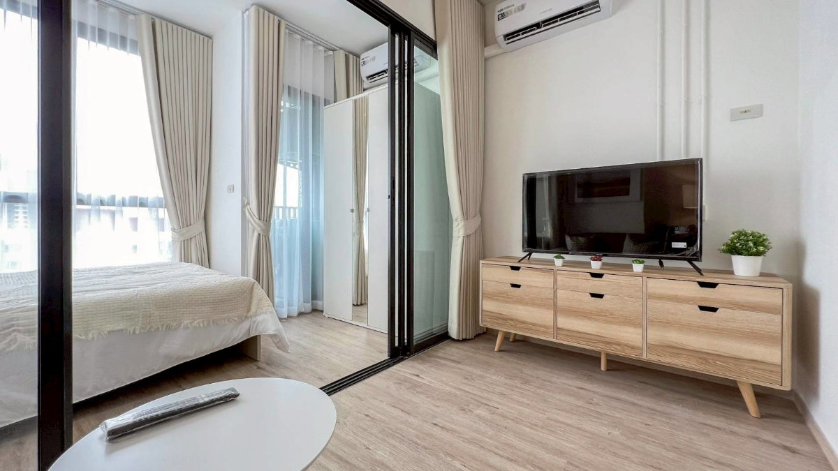 picture Airport Link Huamark condominium rental is convenient for travelling  - 3/10