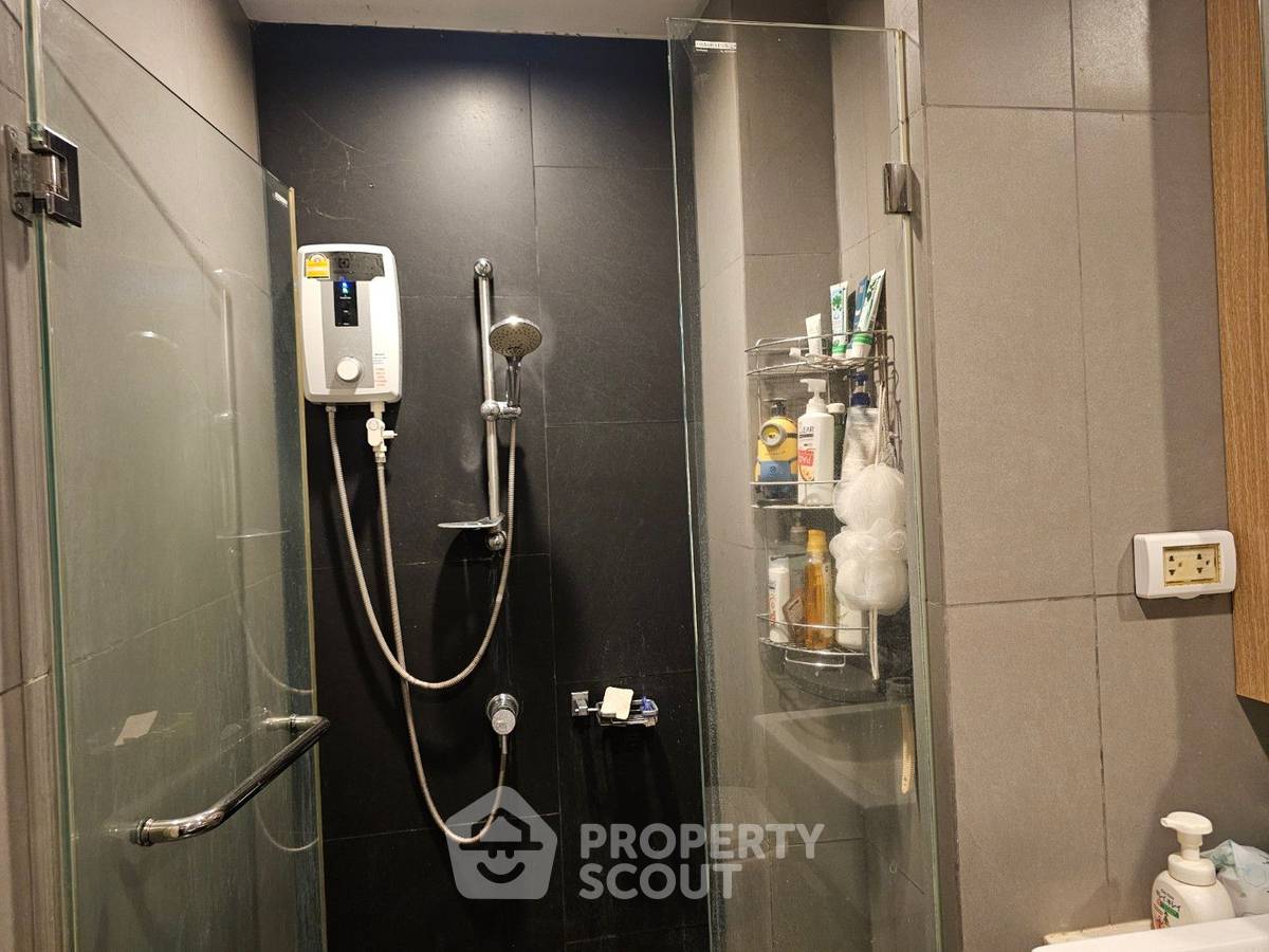 picture 1-BR Condo at The Unique 10 near MRT Lat Phrao (ID 1396542) - 5/5