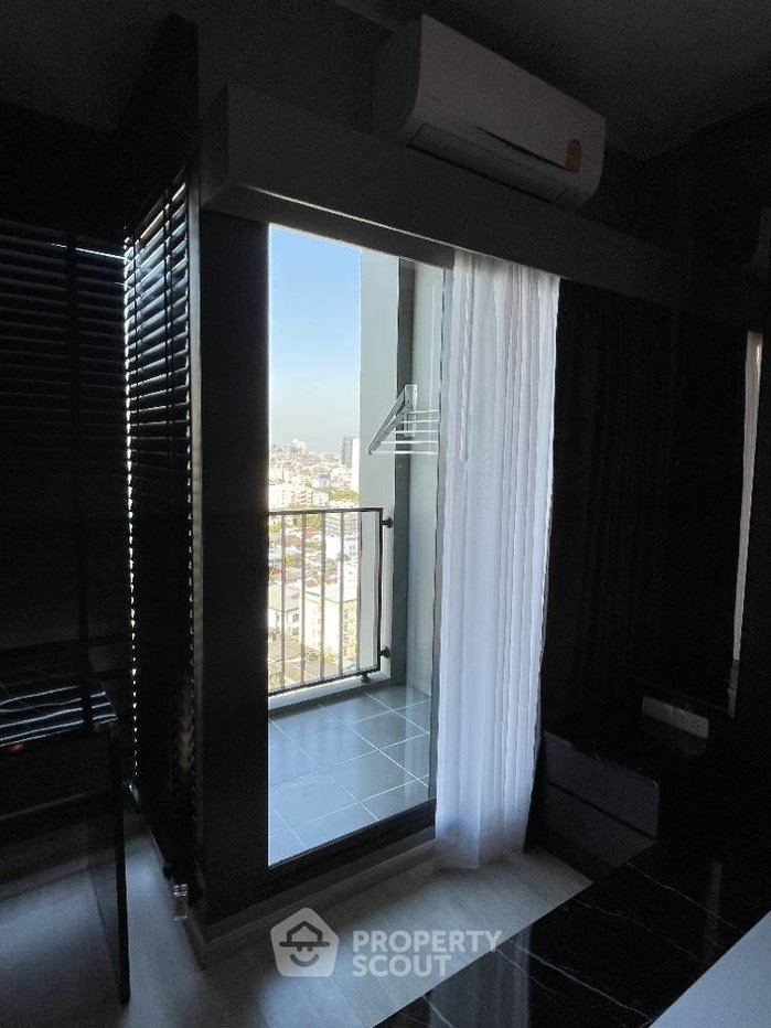 picture 1-BR Condo at Ideo Ratchada-Sutthisan near MRT Sutthisan (ID 670302) - 11/13