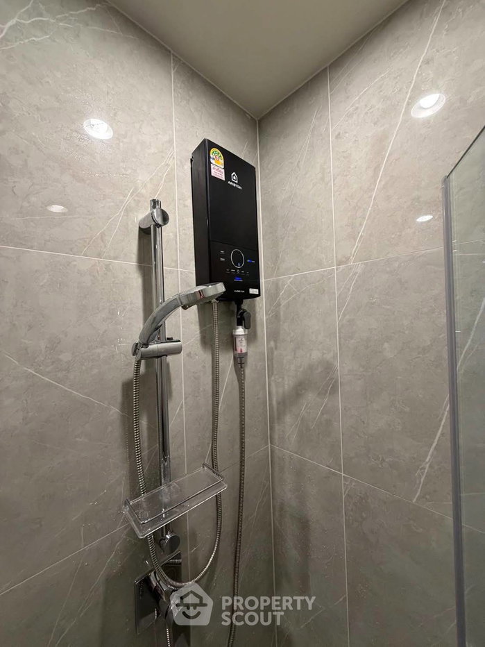 picture 1-BR Condo at Nue District R9 near MRT Phra Ram 9 (ID 2961282) - 12/15