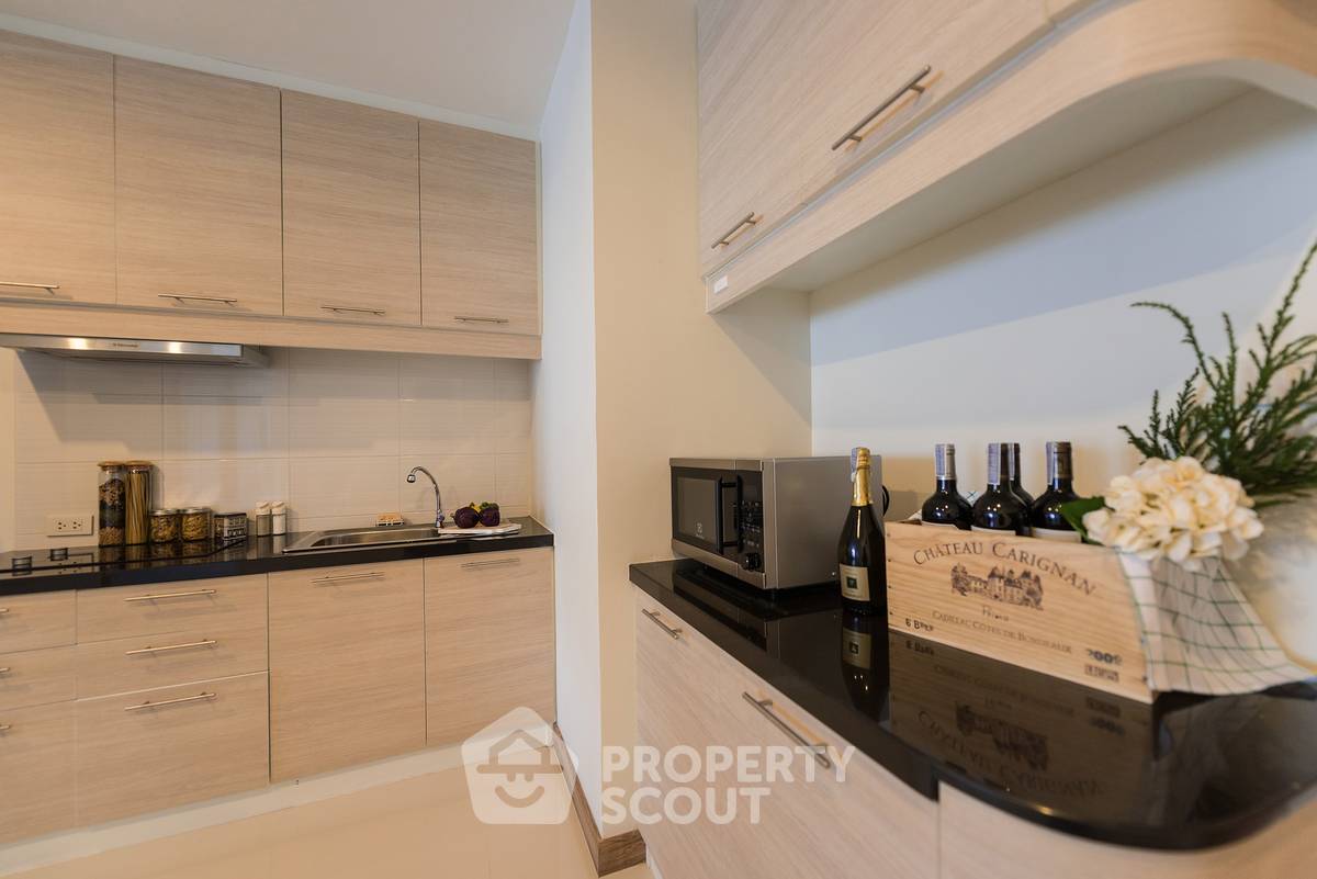 picture 2-BR Condo at Thonglor 21 Residence near BTS Thong Lor (ID 512139) - 3/6