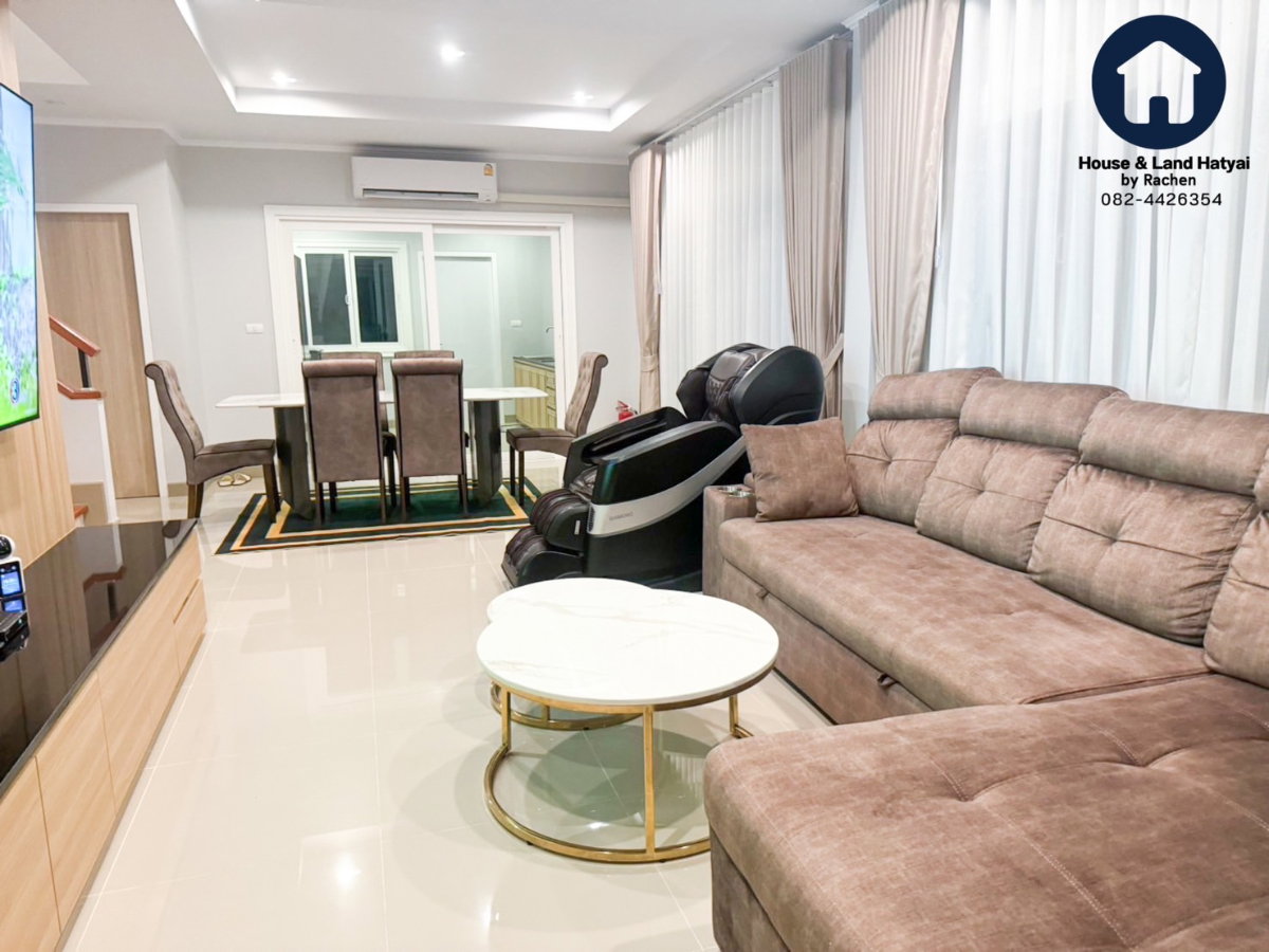 รูป ให้เช่า !! บ้านเดี่ยว 2 ชั้น หมู่บ้านปาล์มสปริงส์ พาร์ควิลล์ หาดใหญ่ 4 ห้องนอน 3 ห้องน้ำ บ้านสวยเฟอร์ครบ พร้อมเข้าอยู่ - รูปที่ 2/30