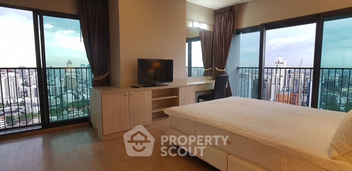 picture 3-BR Condo at Noble Remix near BTS Thong Lor (ID 2519331) - 6/16