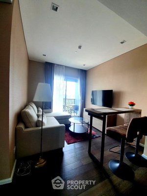 Condos for rent : 2-BR Condo at The Saint Residences near MRT Phahon Yothin (ID 2881373)
