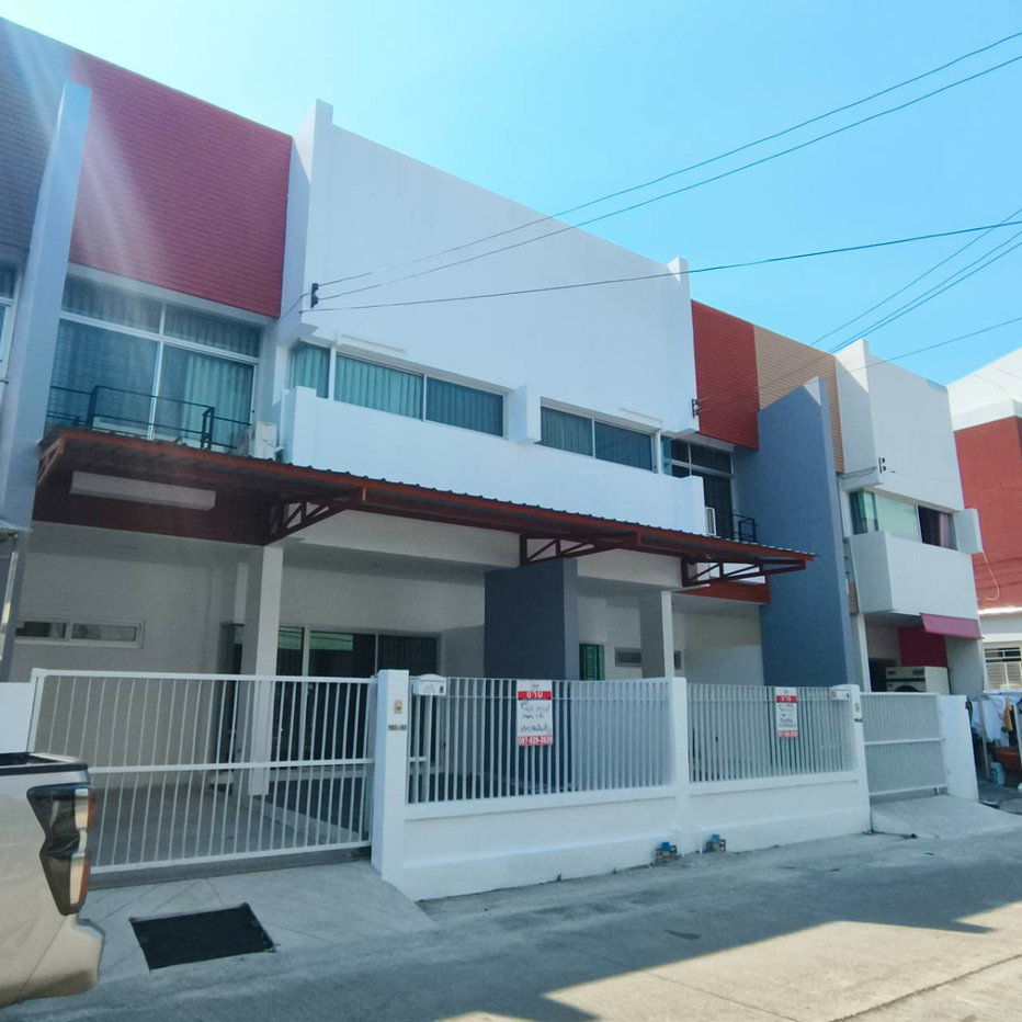 รูป ให้เช่า ทาวน์เฮ้าส์ โครงการบิสซิเนส ทาวน์ (Business Town) พื้นที่ 22.7 ตรว. ใกล้โลตัส ซิตี้ พาร์ค บางพลี - รูปที่ 3/19