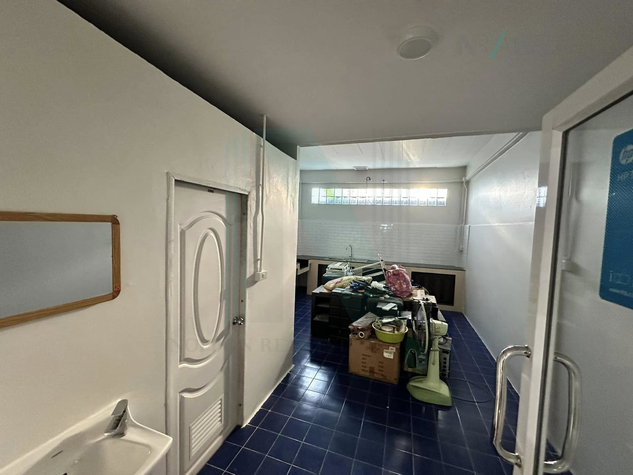 รูป 📌 ขายทาวน์เฮาส์ หมู่บ้านเรือนแก้ว ซอยลาดปลาเค้า 50 2 ชั้น 2 ห้องนอน 2 ห้องน้ำ - รูปที่ 2/8