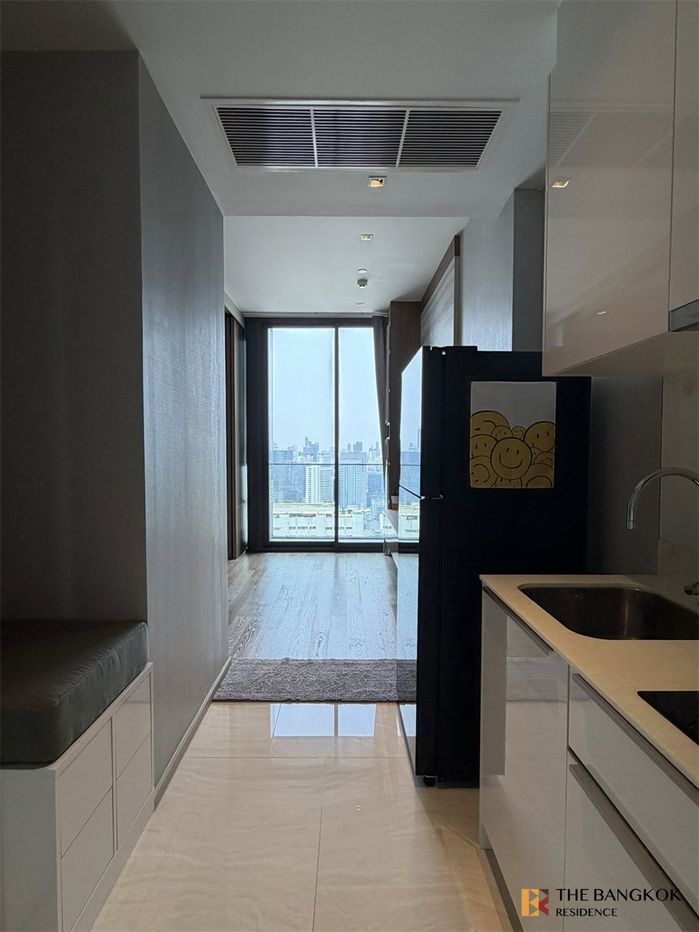 picture Ashton Silom near BTS Chong Nonsi Cool Condo, Central City Location - 1/10