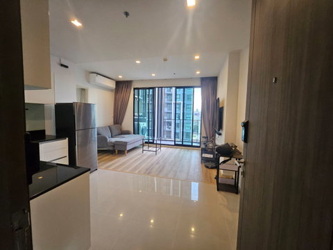 ✅ Condo for sale, large room, fully furnished, 5 minutes to MRT Suthisan ✅ Quinn Ratchada 17
