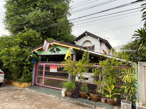 BL138|บ้านเดี่ยว 2 ชั้น หมู่บ้าน ร่มสุขวิลเลจ 4 ใกล้สนามบินสุวรรณภูมิและสถานี ARL ลาดกระบัง ชอยร่มเกล้า 25/7 	 (ราคา 6,500,000 บาท)