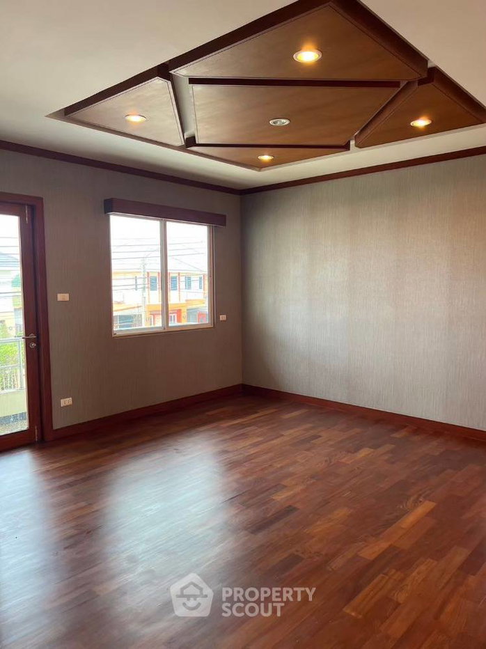 รูป บ้าน 3-ห้องนอน ที่ สิรีธร สุวรรณภูมิ ใน ขุมทอง (ID 1882374) - รูปที่ 11/14