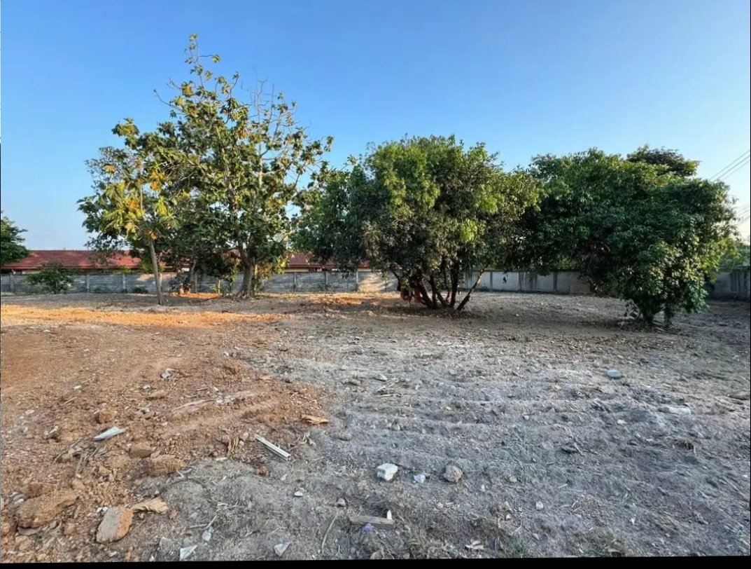 picture Land in Pattaya prime location, Soi Nern Plubwah Pattaya - 3/5