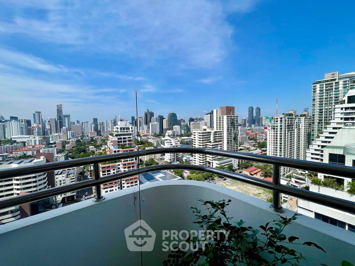 รูป คอนโด 3-ห้องนอน ที่ คอนโด รีเจนท์ ออน เดอะ พาร์ค 3 ใกล้ MRT เพชรบุรี (ID 2025883) - รูปที่ 34/46