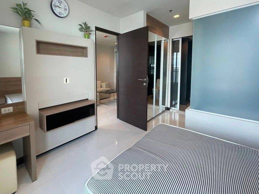 picture 17th-Floor 1-BR At Rhythm Sathorn, 300m To BTS Saphan Taksin (ID 878377) - 1/8