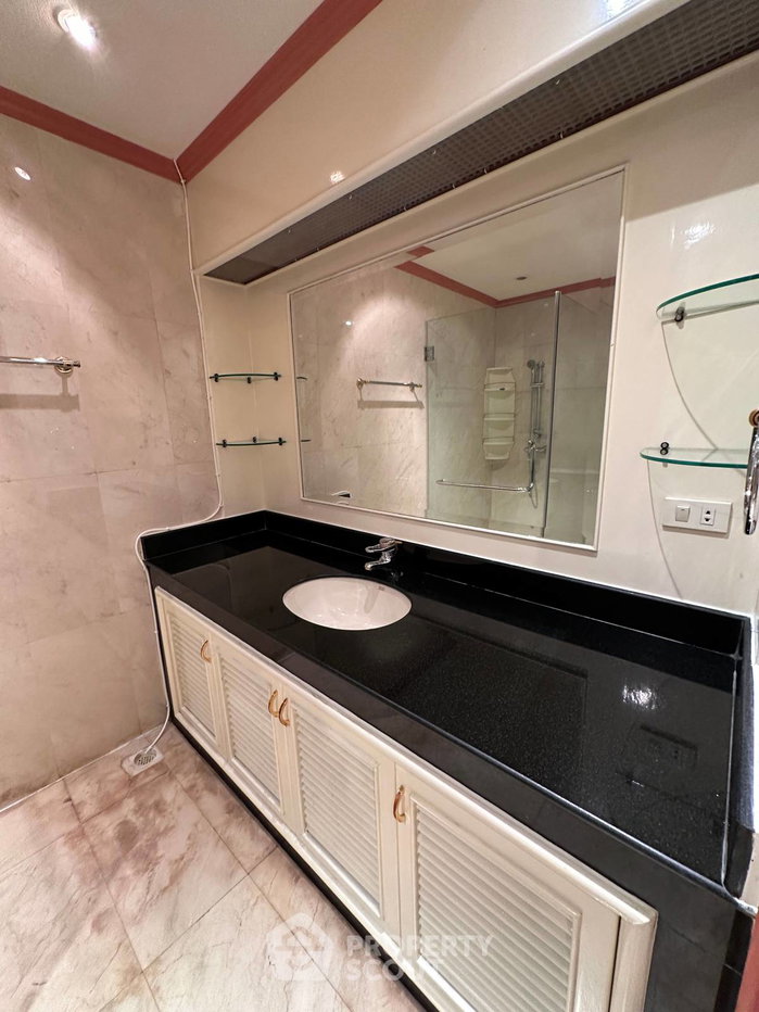 picture 2-BR Condo at Royal Castle Sukhumvit near BTS Phrom Phong (ID 1551490) - 18/19