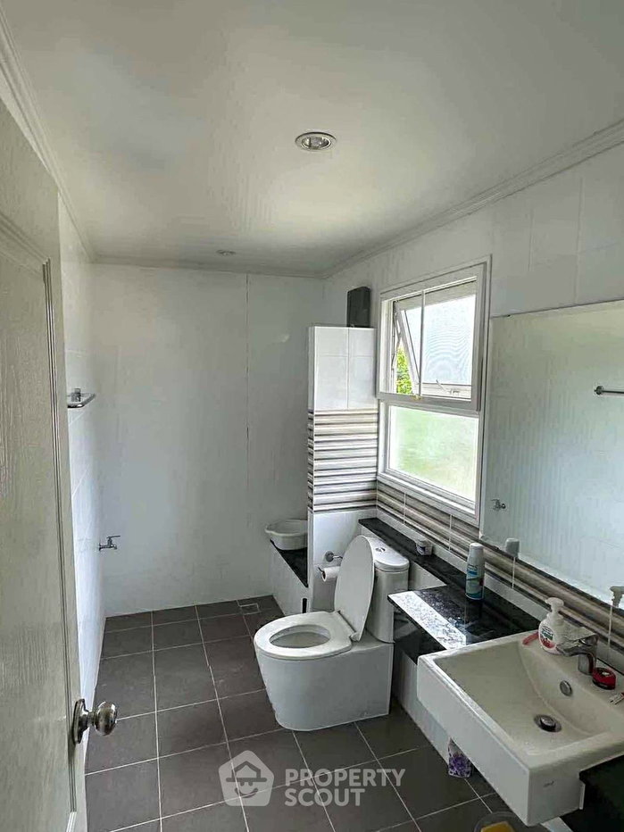 picture 4-BR House in Nong Khwai (ID 2167906) - 14/15