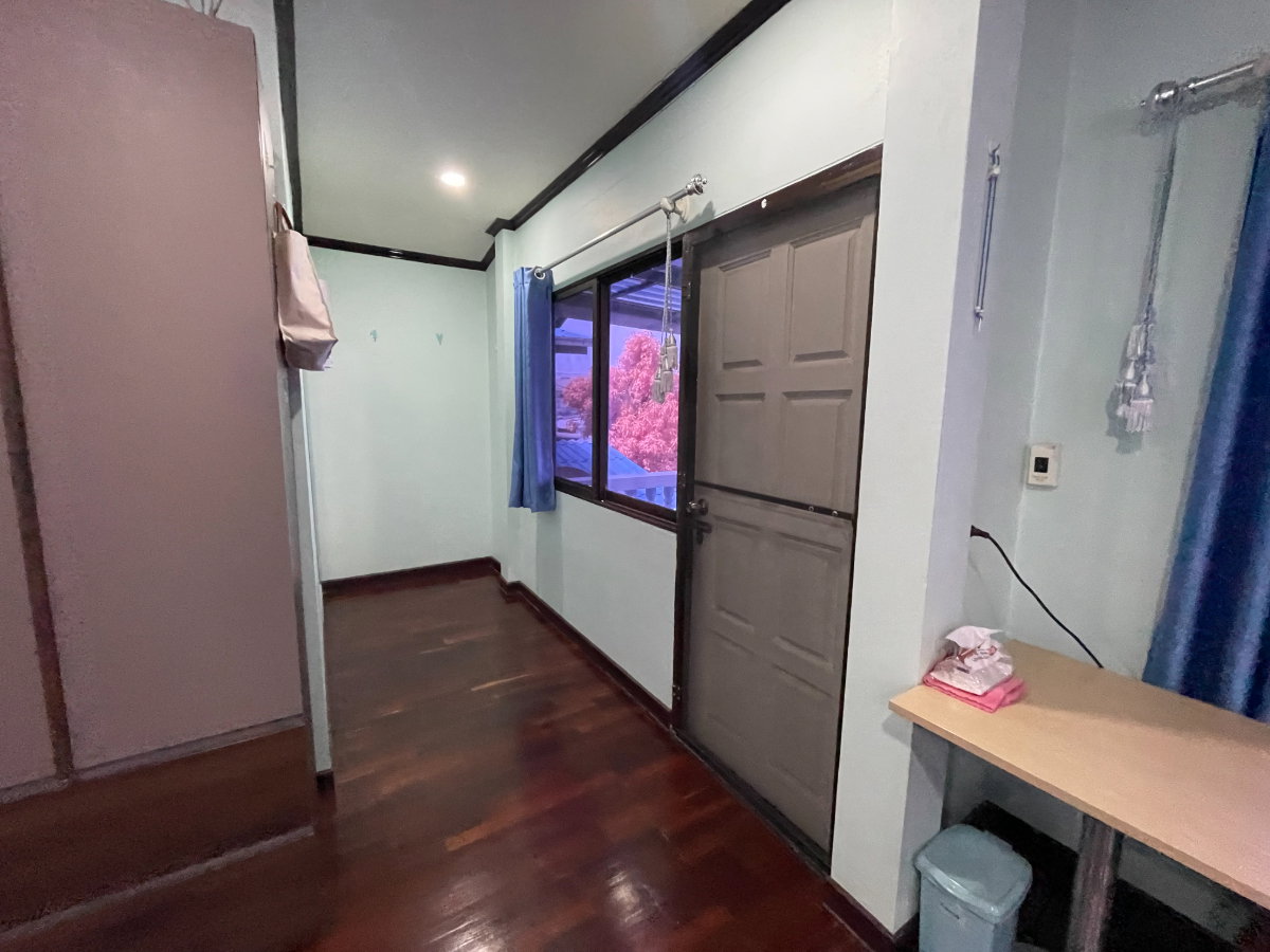 รูป ขายบ้านเดี่ยวอ่อนนุช66 ศรีนครินทร์45 รีโนเวทใหม่ทั้งหลัง50 ตร.ว. ใกล้ MRT สีเหลือง (ศรีนครินทร์ 38) - รูปที่ 8/15