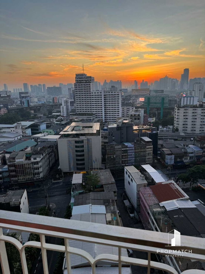 รูป PM030358 ✨Flash Deal ✨ The Complete Rajprarop (1Bed 1Bath 36 SQM.) พร้อมอยู่ ! เพียง 15,000 บาทต่อเดือน Tel.0981315848 @propmatch - รูปที่ 10/16