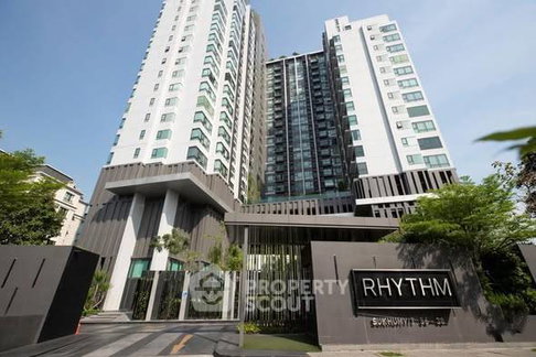คอนโด 2-ห้องนอน ที่ ริทึ่ม สุขุมวิท 36-38 ใกล้ BTS ทองหล่อ (ID 2961266)