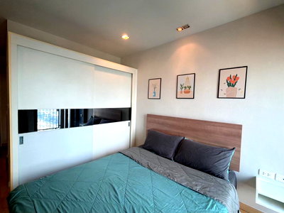 Condos for rent Bangkok : For Rent! Hot Dea Casa Condo Asoke - Dindaeng