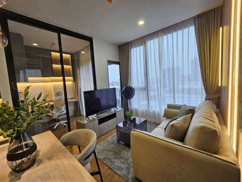 Condo for rent, Cloud Thonglor-Phetchaburi, near MRT Phetchaburi.