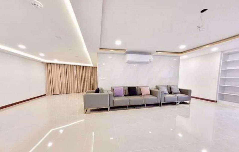 รูป LTH15630 - Luxury Condo for Sale Phrom Phong | Spacious Family Residence | Near BTS Phrom Phong | 20 MB - รูปที่ 5/5