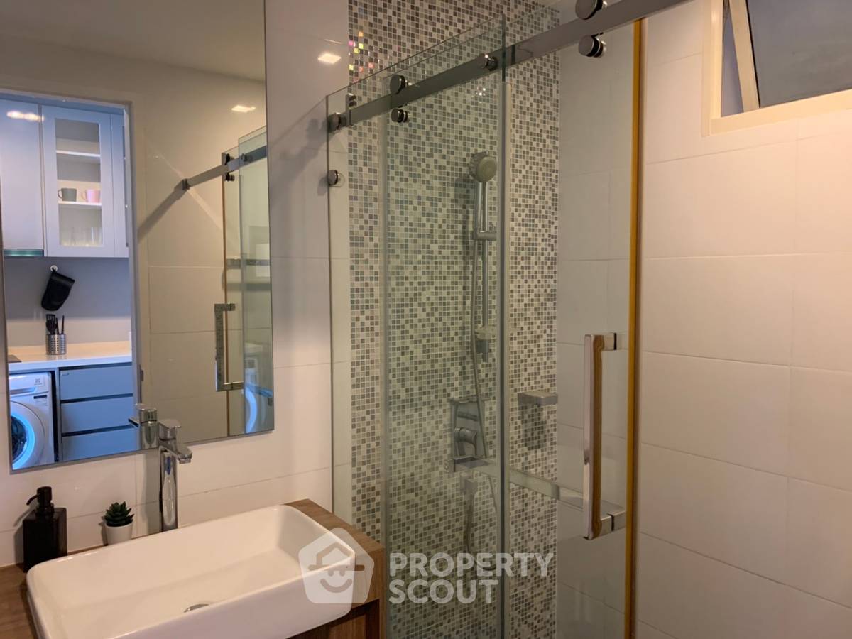 picture 1-BR Condo at A Space Asoke-Ratchada near MRT Phra Ram 9 (ID 824619) - 5/8
