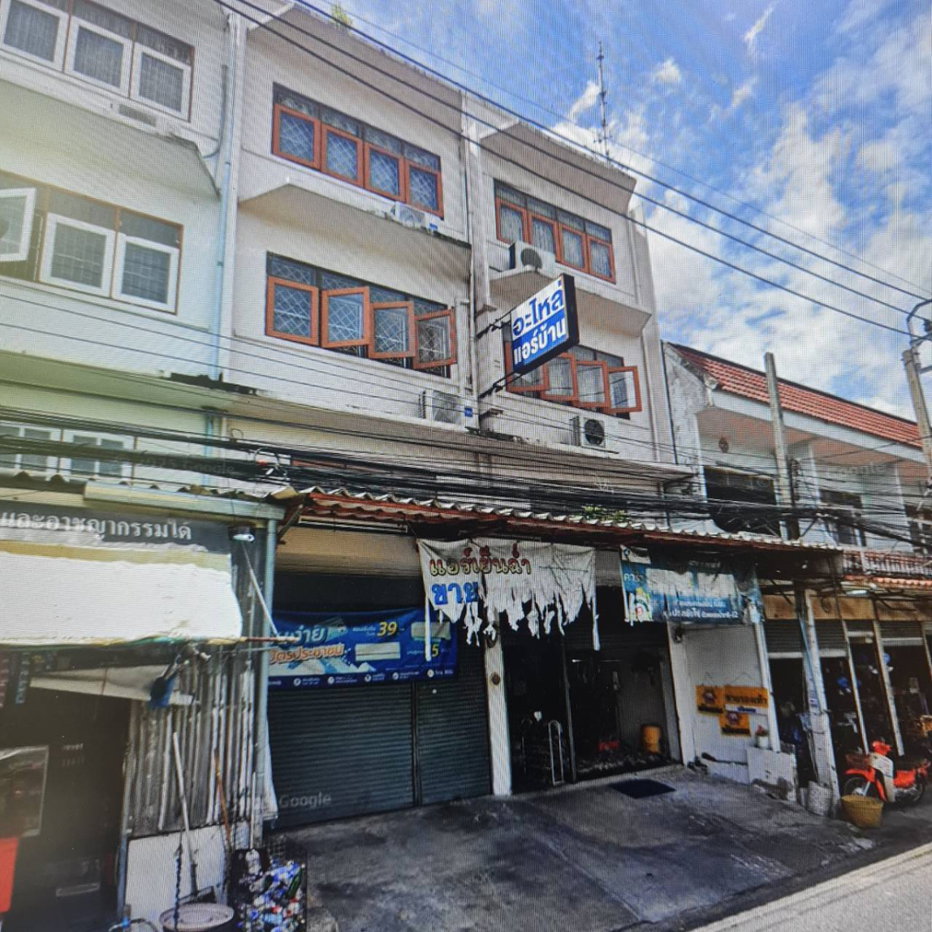 รูป ขายตึกแถว 3.5 ชั้น  ติดถนนซอยพหลโยธิน58  แยก53 (ซอยแอนเน็กซ์) - รูปที่ 2/3