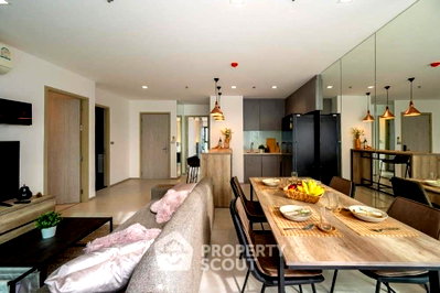 คอนโดให้เช่า : คอนโด 2-ห้องนอน ที่ ริทึ่ม สุขุมวิท 36-38 ใกล้ BTS ทองหล่อ (ID 2742912)