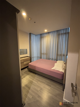 The Room BTS Wongwianyai Full-featured common area near BTS Wongwian Yai
