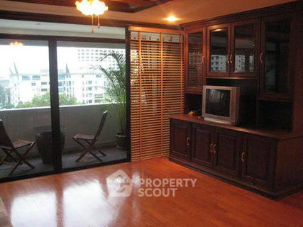 รูปภาพ คอนโด 3-ห้องนอน ที่ เกียรติธานี ซิตี้แมนชั่น ใกล้ MRT เพชรบุรี (ID 510260)