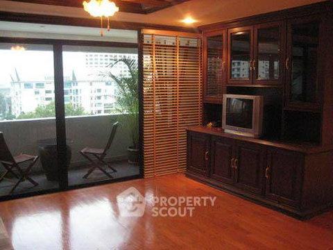 คอนโด 3-ห้องนอน ที่ เกียรติธานี ซิตี้แมนชั่น ใกล้ MRT เพชรบุรี (ID 510260)