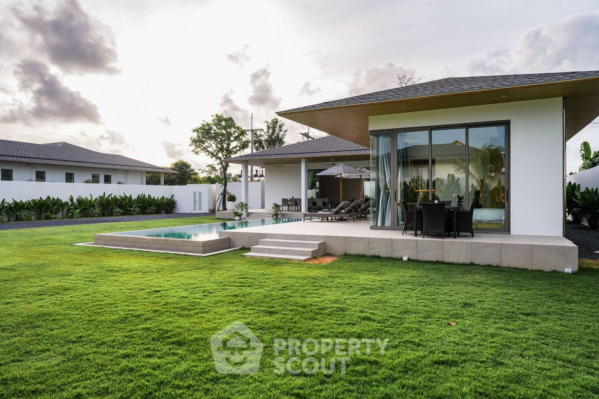 รูป วิลล่า 3-ห้องนอน ใกล้ บางโจ (ID 1543848) - รูปที่ 5/46