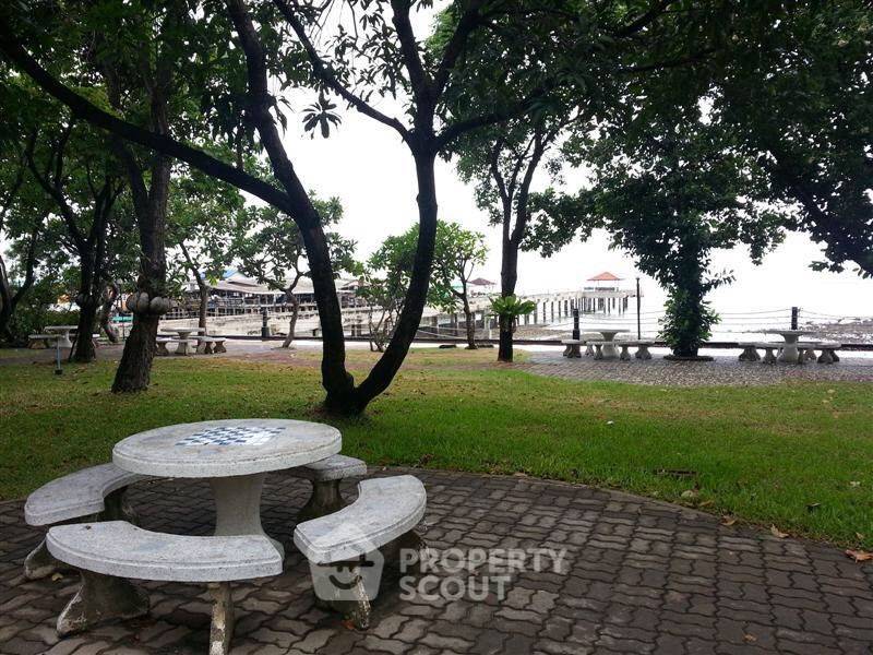 picture 2-BR Condo at Rama Harbour View Condominium in Surasak (ID 2963844) - 6/28