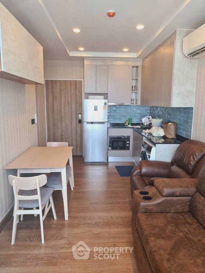 picture 2-BR Condo at The Unique Ekamai-Ramintra in Khlong Chaokhun Sing (ID 404337) - 7/17