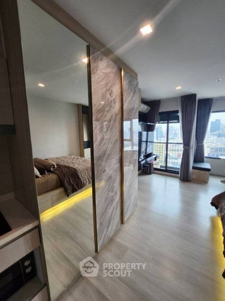 picture 1-BR Condo at Life One Wireless near BTS Phloen Chit (ID 2802941) - 10/15